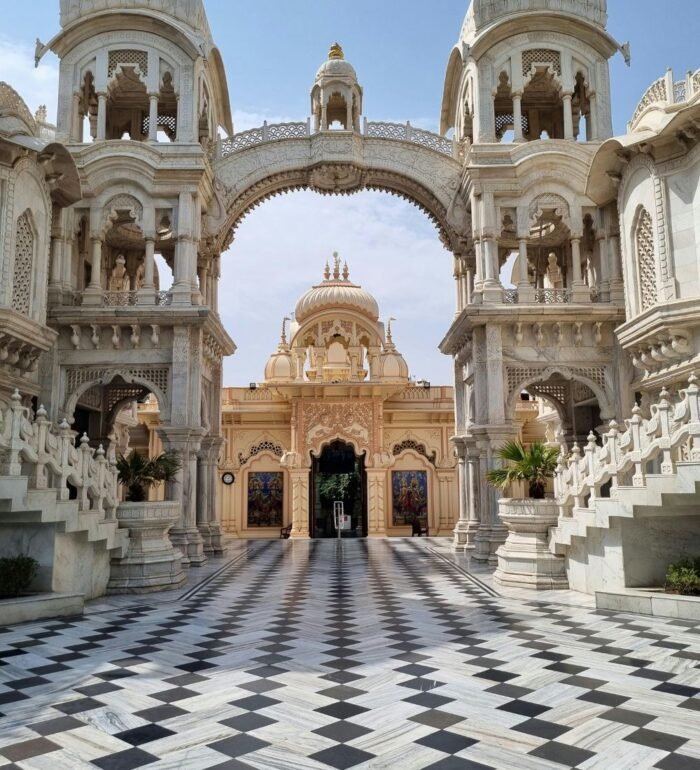 Delhi to Agra Mathura Vrindavan Overnight Package Tour - Image 3